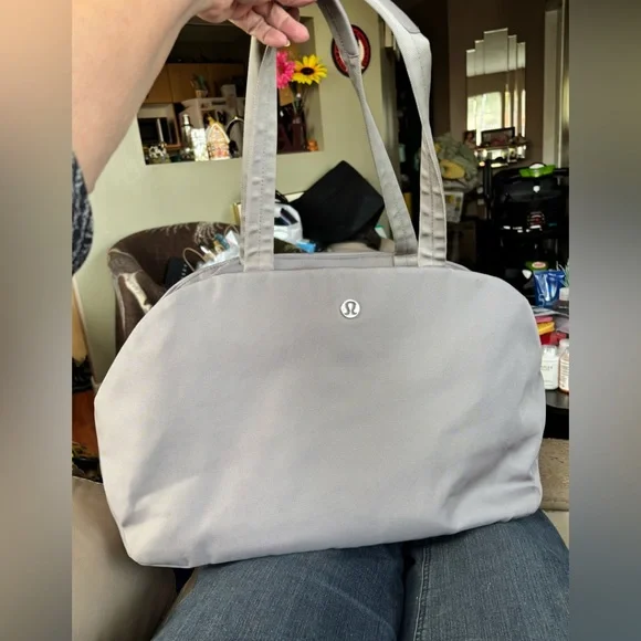 lululemon athletica Bags Lululemon Go Getter Padded Weekender